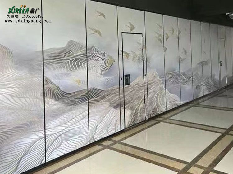 濰坊活動隔斷廠家酒店活動隔斷墻，展廳折疊推拉門，移動屏風高隔